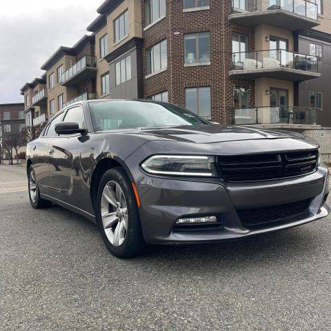 2016 Dodge Charger SXT RWD photo