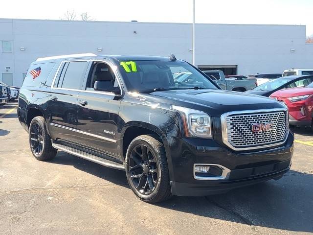 2017 GMC Yukon XL Denali 4WD photo
