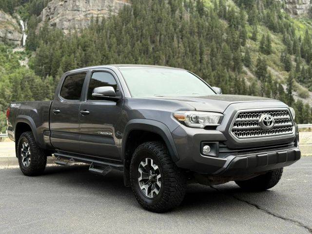 2017 Toyota Tacoma TRD Off Road 4WD photo