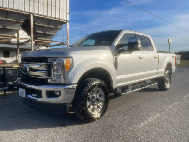 2017 Ford F-250 Super Duty XLT 4WD photo