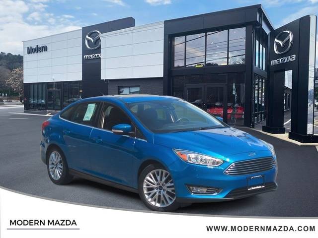 2017 Ford Focus Titanium FWD photo