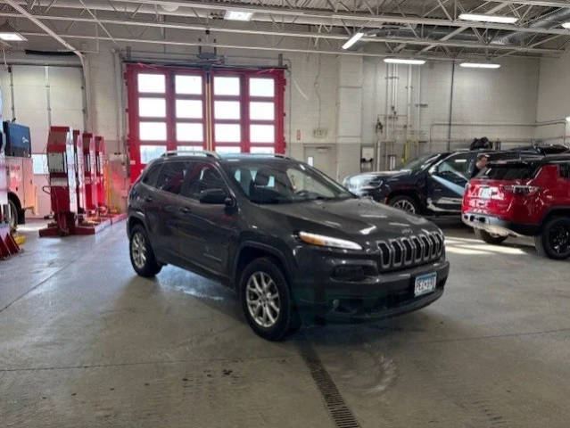 2017 Jeep Cherokee Latitude 4WD photo