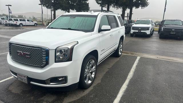 2017 GMC Yukon Denali 4WD photo