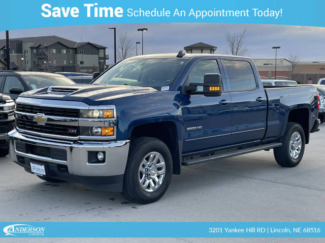 2017 Chevrolet Silverado 2500HD LT 4WD photo