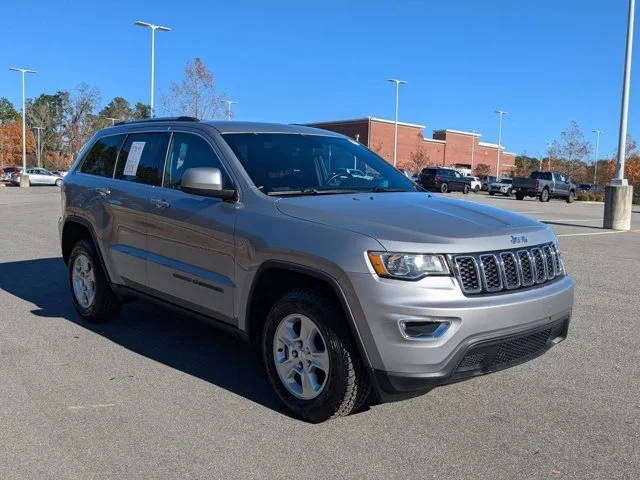 2017 Jeep Grand Cherokee Laredo RWD photo