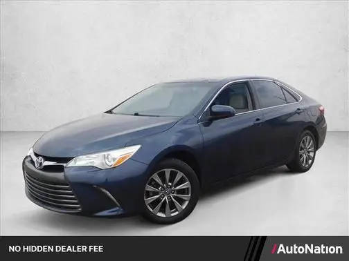 2017 Toyota Camry XLE FWD photo