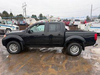 2016 Nissan Frontier SV 4WD photo