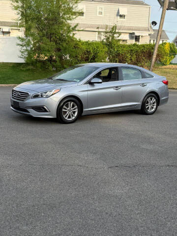 2016 Hyundai Sonata 2.4L FWD photo