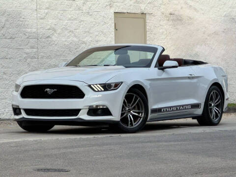 2015 Ford Mustang EcoBoost Premium RWD photo