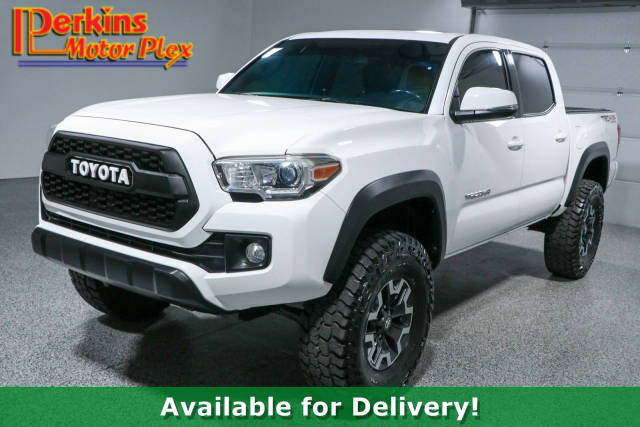 2017 Toyota Tacoma TRD Off Road 4WD photo