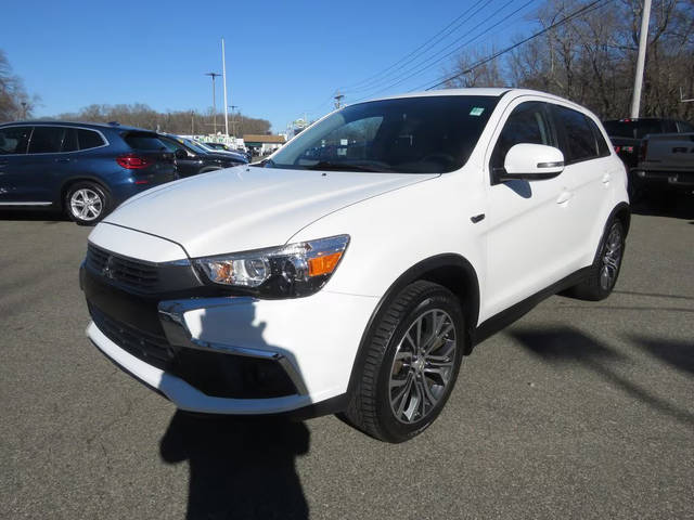 2017 Mitsubishi Outlander Sport SE 2.4 4WD photo