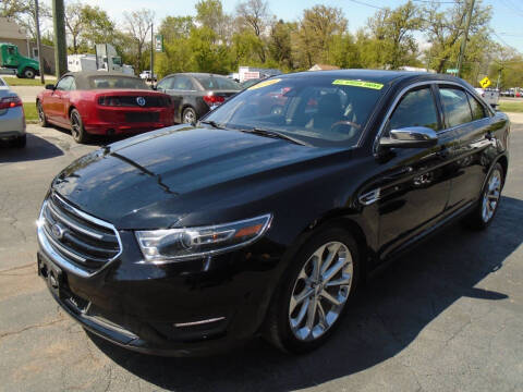 2016 Ford Taurus Limited AWD photo