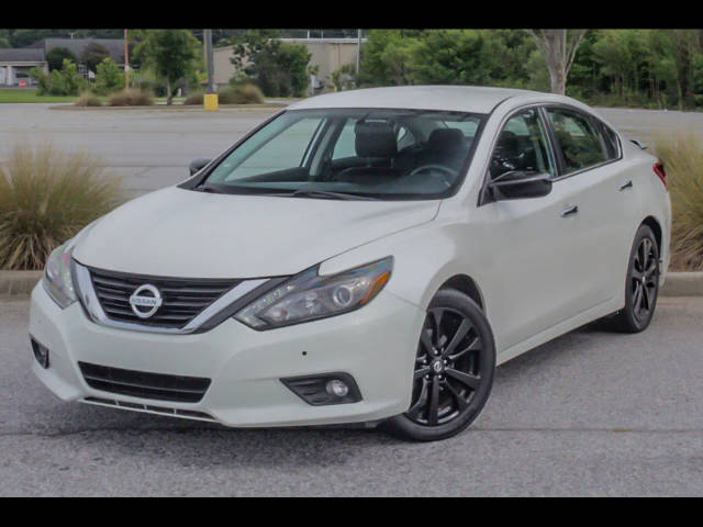 2017 Nissan Altima 2.5 SR FWD photo