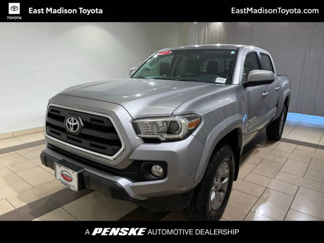 2017 Toyota Tacoma SR5 4WD photo