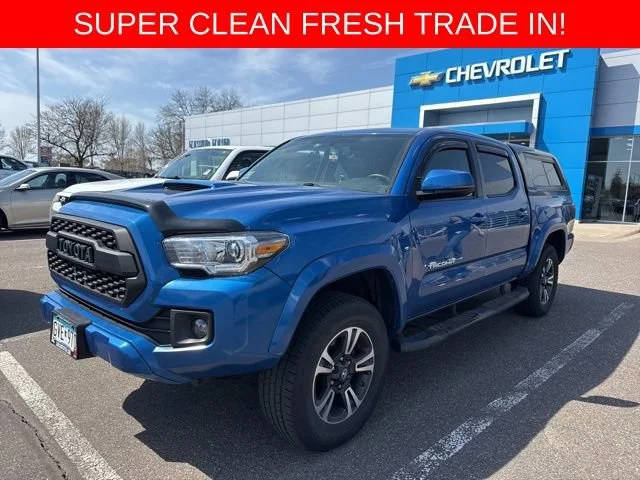 2017 Toyota Tacoma TRD Sport 4WD photo