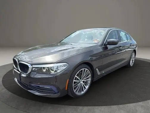 2017 BMW 5 Series 530i xDrive AWD photo