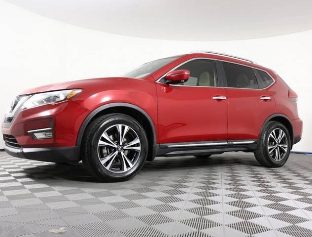 2017 Nissan Rogue SL FWD photo