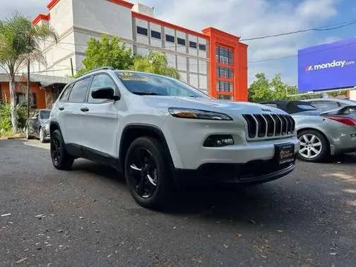 2017 Jeep Cherokee Altitude 4WD photo