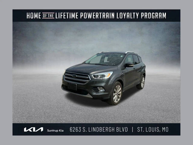 2017 Ford Escape Titanium 4WD photo