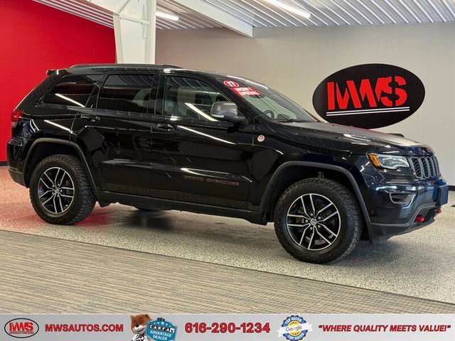 2017 Jeep Grand Cherokee Trailhawk 4WD photo