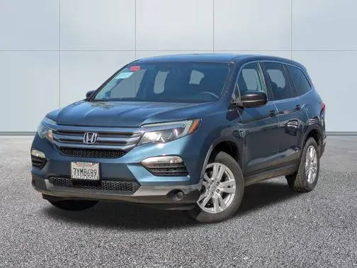2017 Honda Pilot LX FWD photo