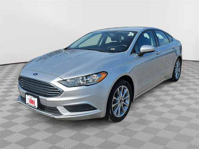 2017 Ford Fusion SE FWD photo