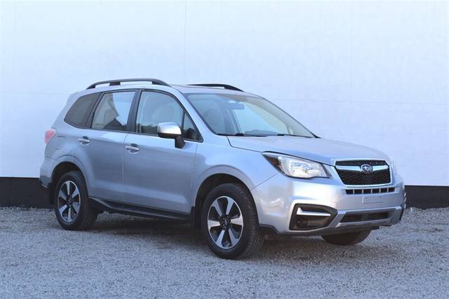 2017 Subaru Forester Premium AWD photo