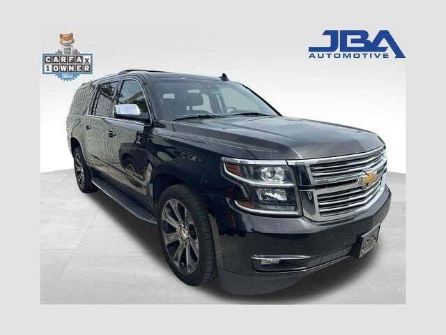 2017 Chevrolet Suburban Premier 4WD photo