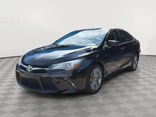 2017 Toyota Camry SE FWD photo
