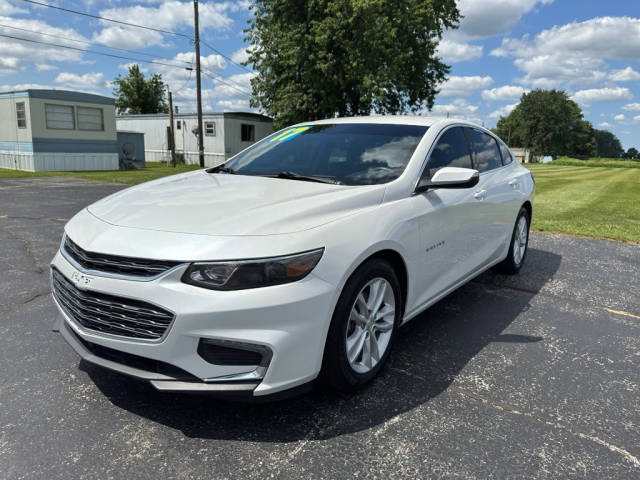 2017 Chevrolet Malibu LT FWD photo