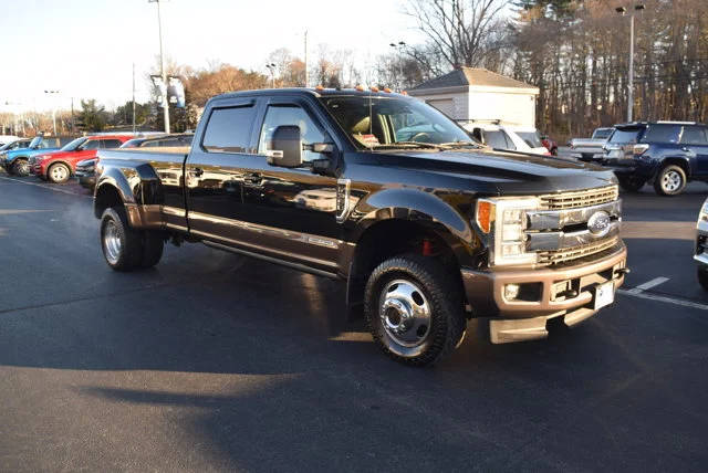 2017 Ford F-350 Super Duty King Ranch 4WD photo