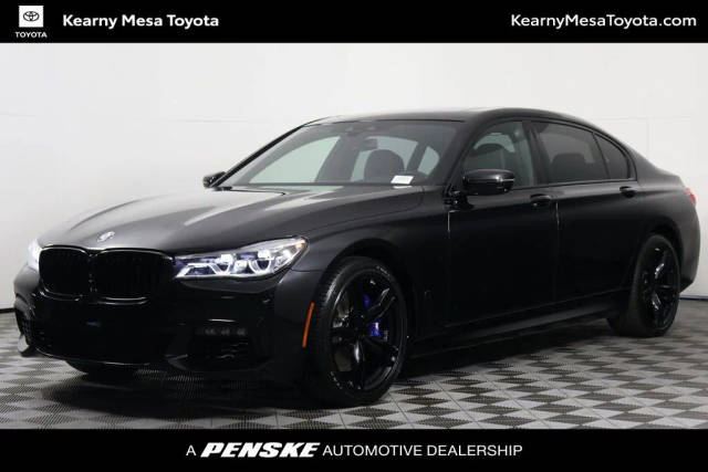 2017 BMW 7 Series 750i RWD photo