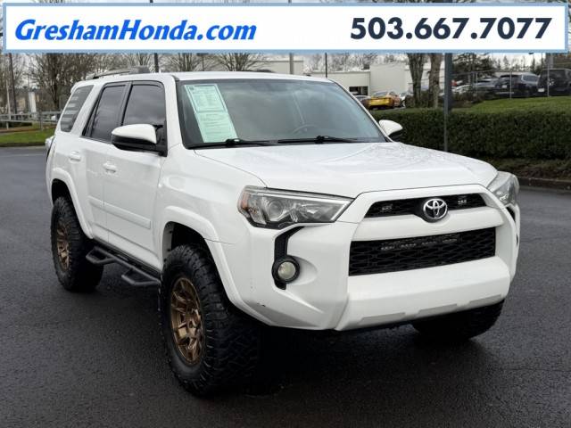 2017 Toyota 4Runner SR5 4WD photo