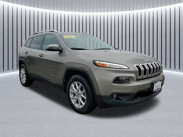 2017 Jeep Cherokee Latitude 4WD photo