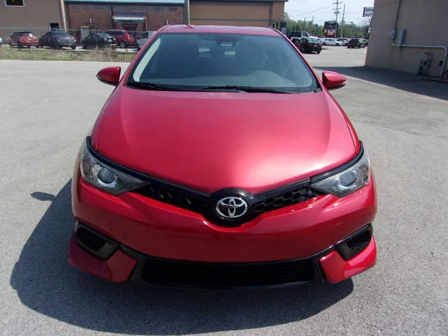 2017 Toyota Corolla iM FWD photo