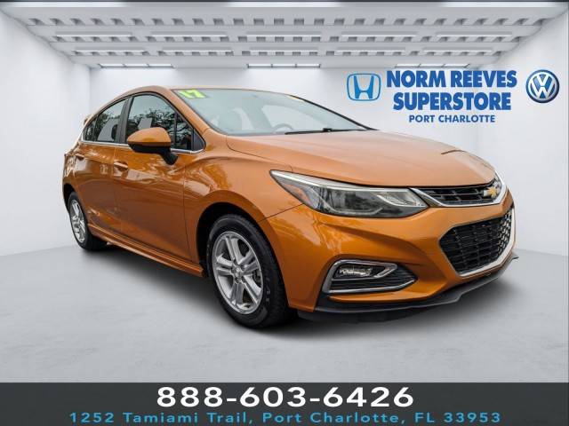 2017 Chevrolet Cruze LT FWD photo