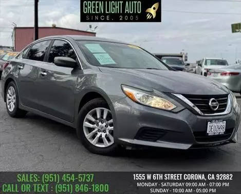 2017 Nissan Altima 2.5 S FWD photo