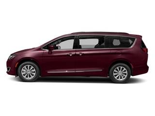 2017 Chrysler Pacifica Minivan Touring-L Plus FWD photo