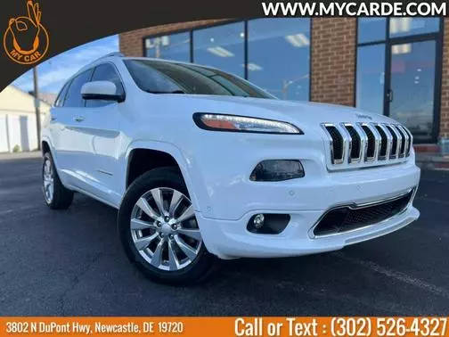 2017 Jeep Cherokee Overland 4WD photo