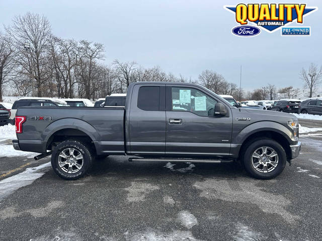 2017 Ford F-150 XLT 4WD photo
