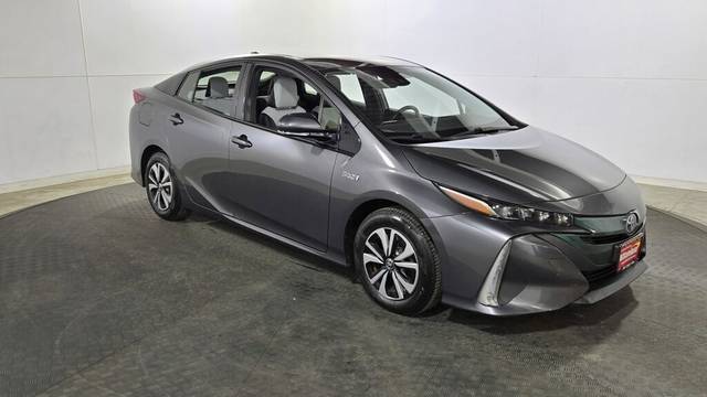 2017 Toyota Prius Prime Premium FWD photo