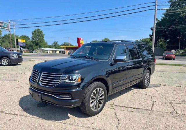 2017 Lincoln Navigator L Select 4WD photo