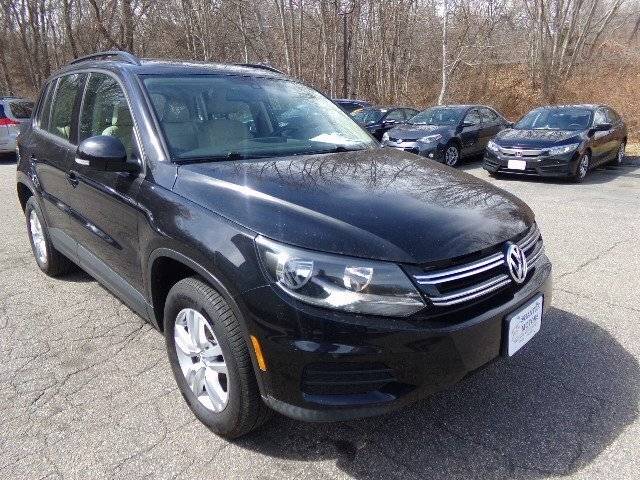 2017 Volkswagen Tiguan S AWD photo