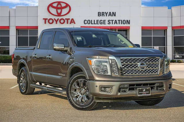 2017 Nissan Titan Platinum Reserve RWD photo