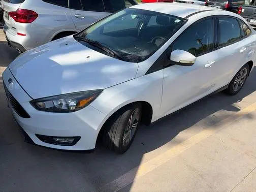 2017 Ford Focus SE FWD photo