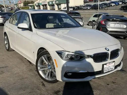 2017 BMW 3 Series 330e iPerformance RWD photo