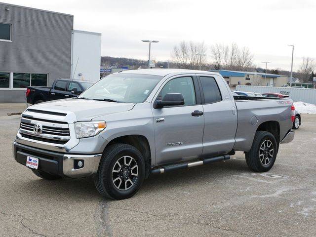 2017 Toyota Tundra SR5 4WD photo