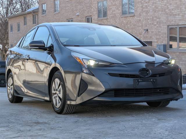 2017 Toyota Prius Three FWD photo