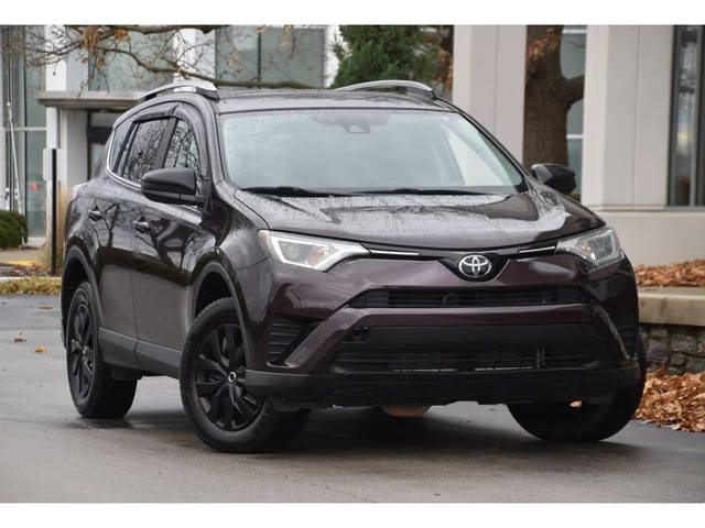 2017 Toyota RAV4 LE AWD photo