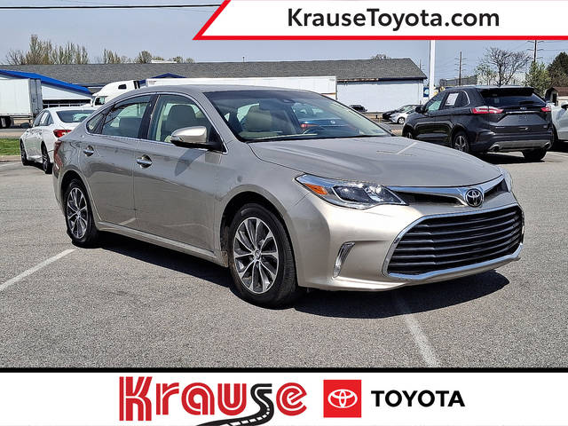 2017 Toyota Avalon XLE Premium FWD photo